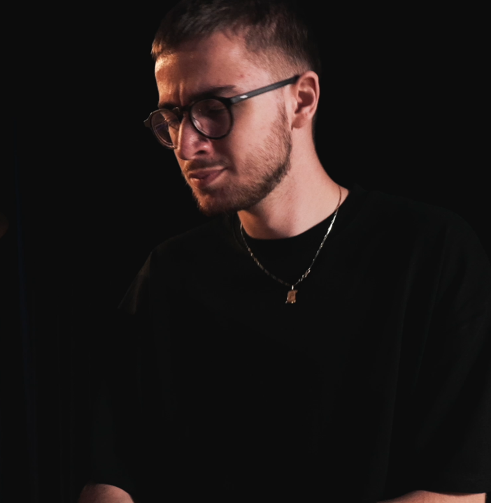 Meno Člena 5